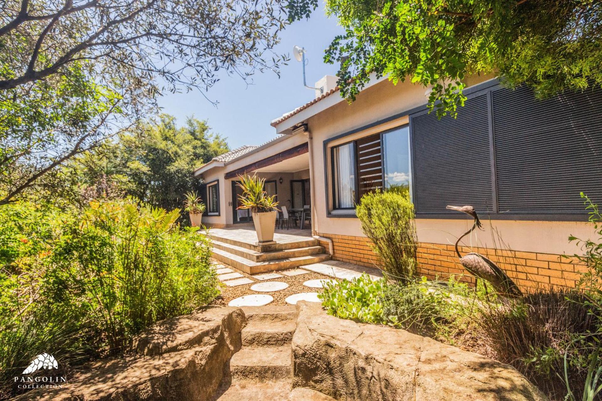Aleah, Cathkin Estates By Euphoric Leisure Villa Champagne Valley Buitenkant foto